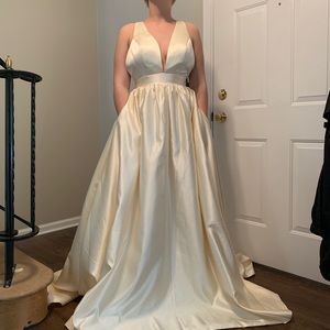 New, never worn prom dress